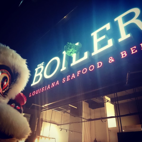 The BOILER @ Buona Vista | Seafood Boil | Crabs & Lobsters
