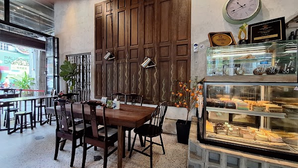 leaf & co. cafe 1