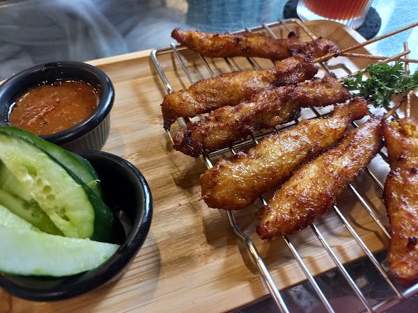 leaf & co. cafe 3