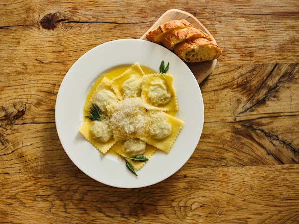La Perla Pizzeria 5