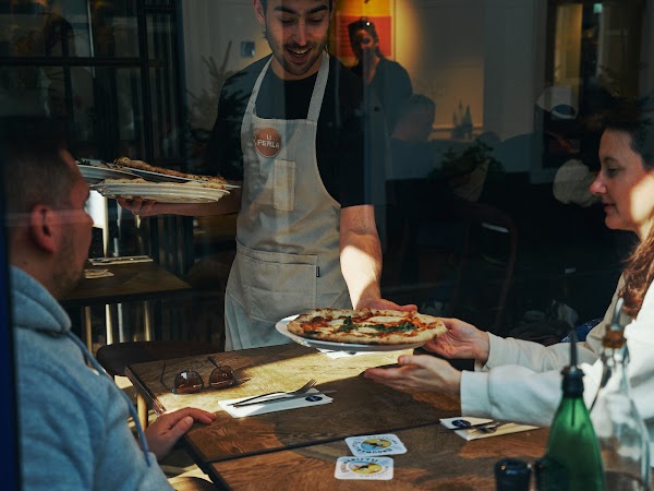 La Perla Pizzeria 3