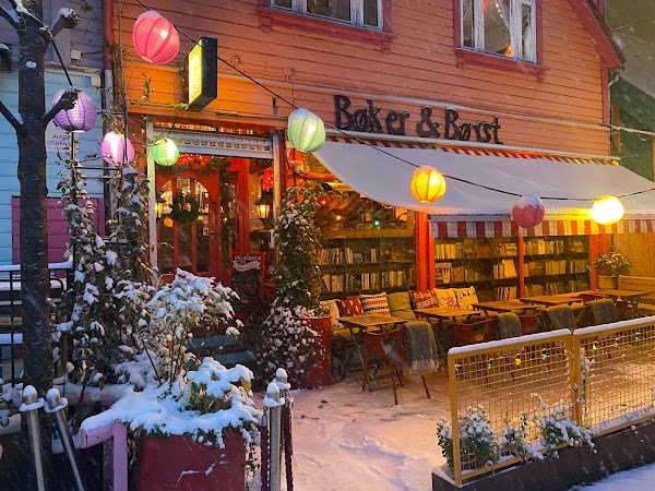 Bøker og Børst
