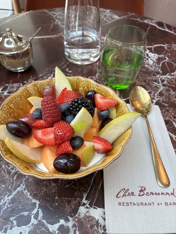 CHEZ BERNARD Restaurant et Bar 3
