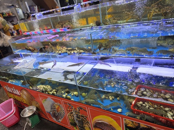 Ho Thi Ky Food Street 4