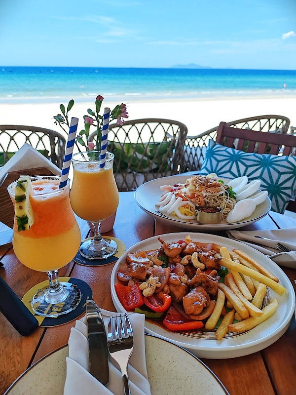 Coco Beach Bar & Restaurant 4