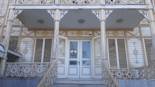Sarı Köşk Emirgan Korusu 4