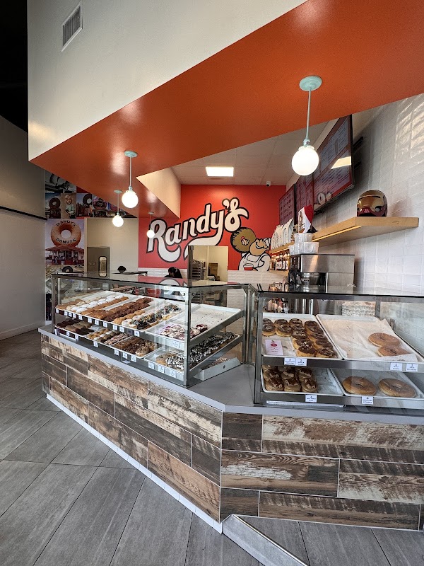 Randy’s Donuts
