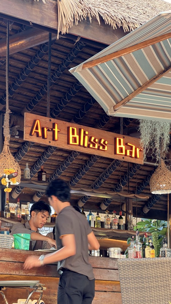 Art Bliss Bar Ananya lipe