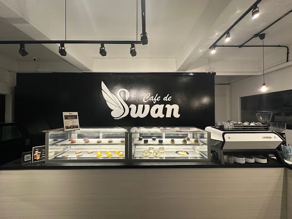 Cafe de Swan