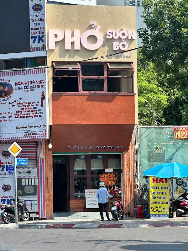 Ho Chi Minh 15