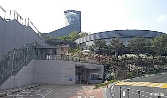 Observation Deck 5