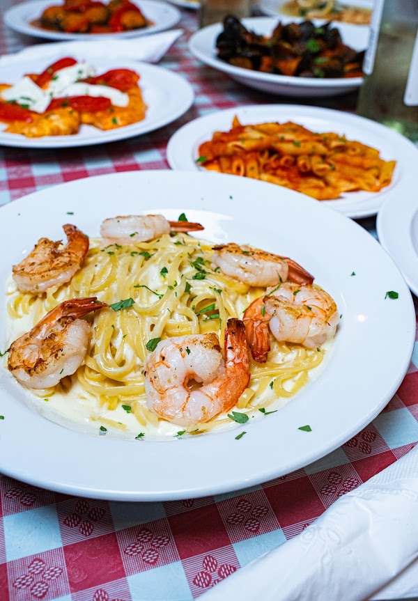 257 7 ave Ciao Bella restauran pizzeria 4