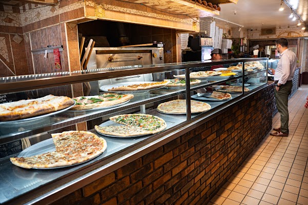 257 7 ave Ciao Bella restauran pizzeria 2