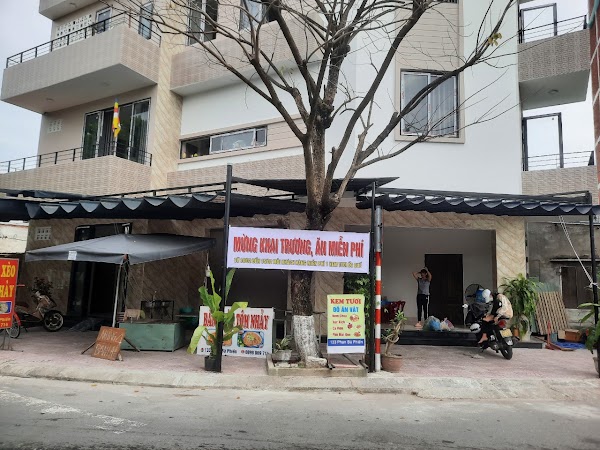 Bánh Xèo Tôm Nhảy