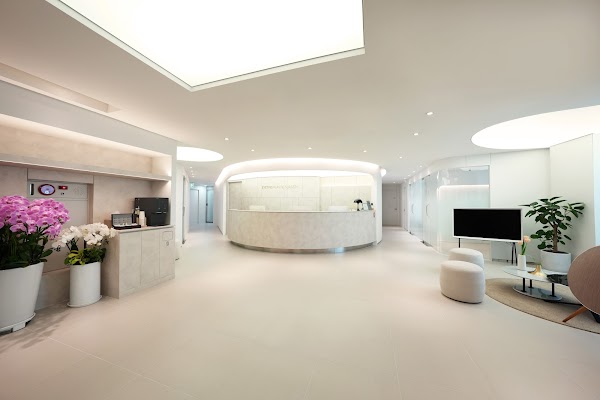 Eye&Lifting plastic surgery clinic 1
