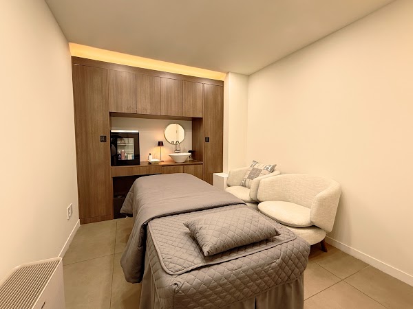 Eye&Lifting plastic surgery clinic 4