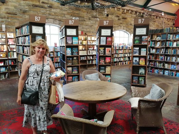 Barter Books 5