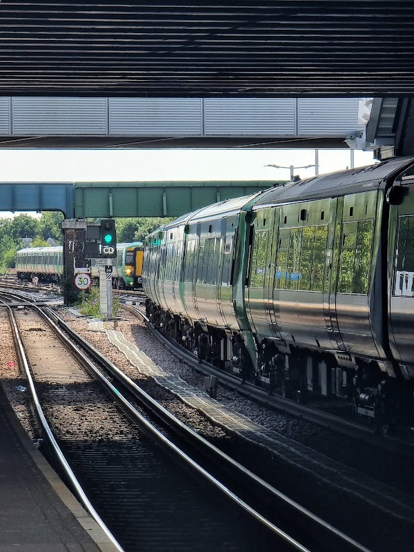 London Gatwick Airport South Terminal 3