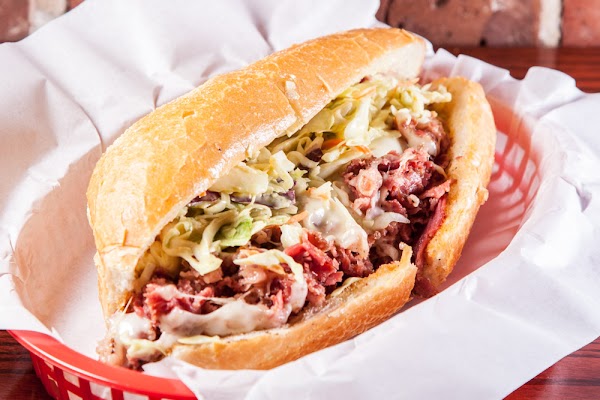Tat’s Deli 5