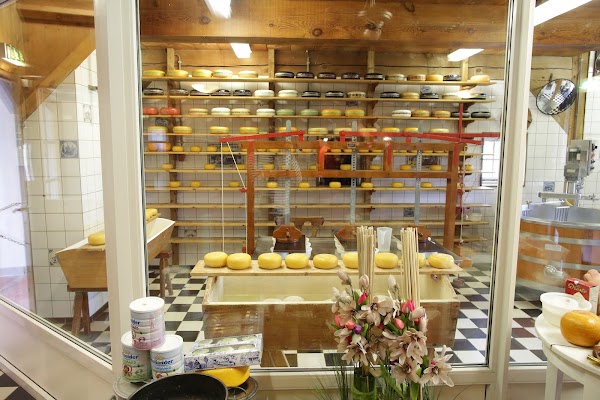 Cheese Farm "Catharina Hoeve" by Henri Willig 4