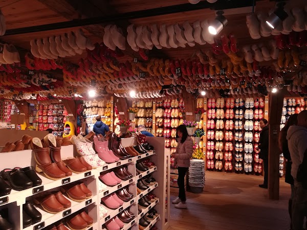 Cheese Farm "Catharina Hoeve" by Henri Willig 3