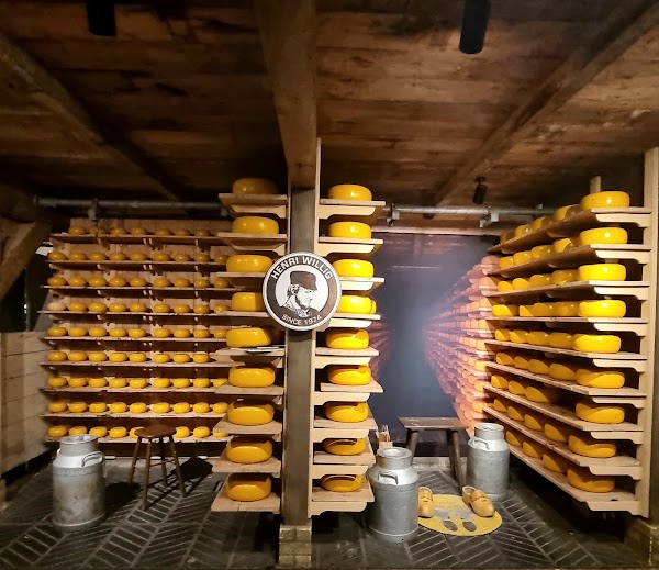Cheese Farm "Catharina Hoeve" by Henri Willig 2
