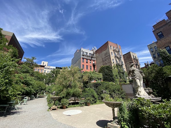 Elizabeth Street Garden 5