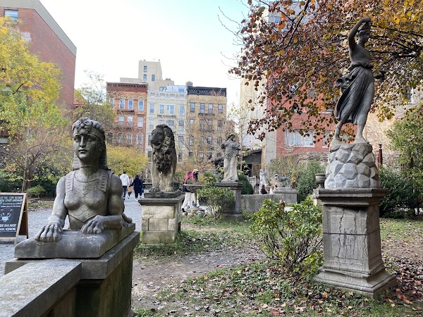 Elizabeth Street Garden 3