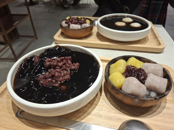 Pa Shih Zhongshan Shop 3