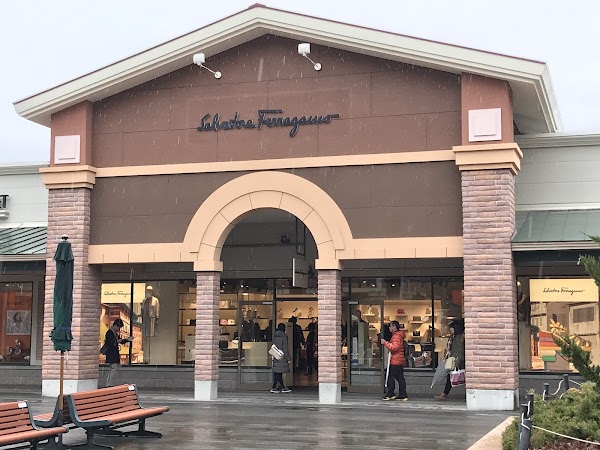 Salvatore Ferragamo Company Store