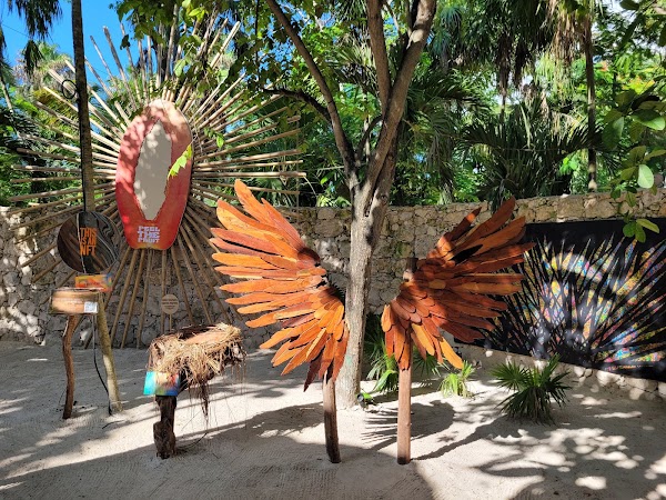 Escultura Ven a la Luz 5