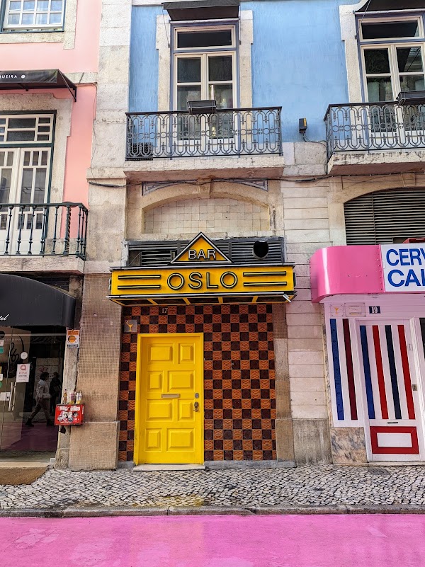 Rua Nova do Carvalho 3