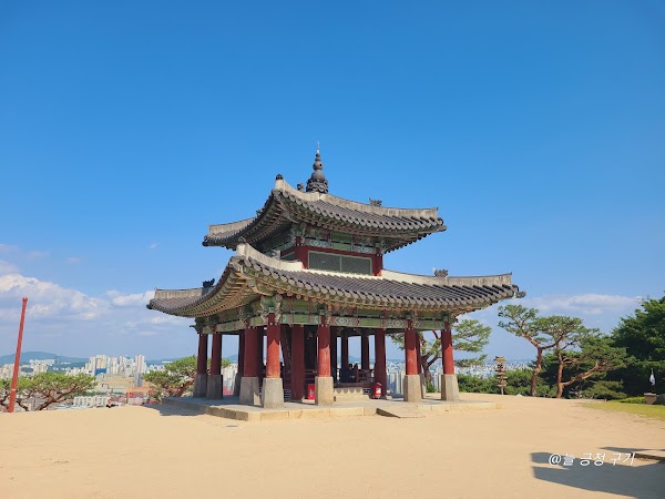 Suwon Palsaekgil Hwaseong Fortress Wall Trail