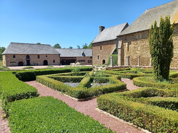 Abbey Hambye 2