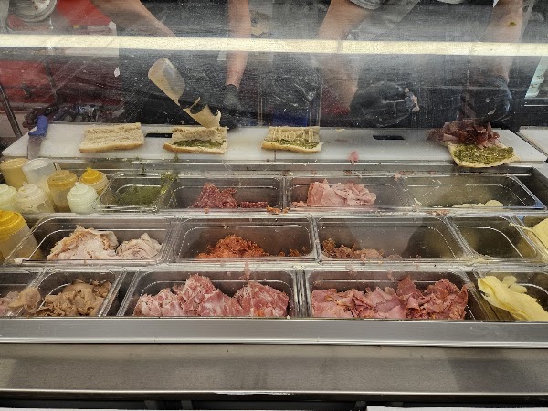 District Deli 3