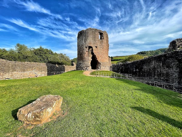 National Trust - Skenfrith Castle