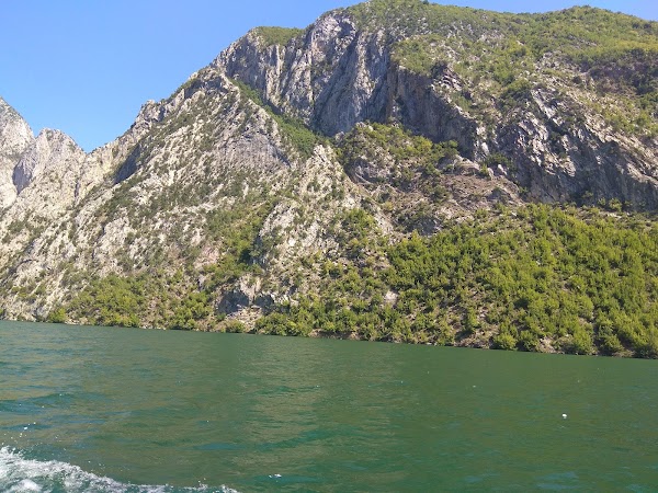 Komani Lake 4