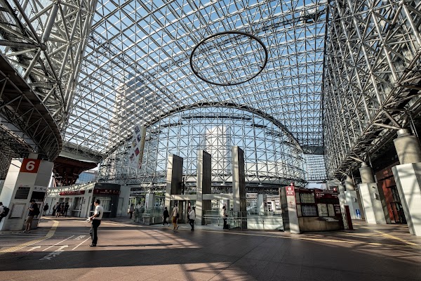 Kanazawa Station 5