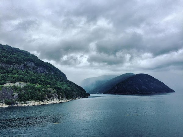 Vestnorsk fjordlandskap 4