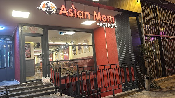 Asian Mom Hotpot