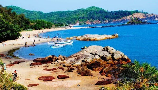 Om Beach 1