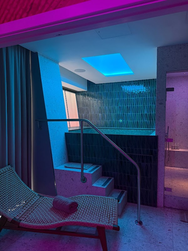 AWAY® SPA 1