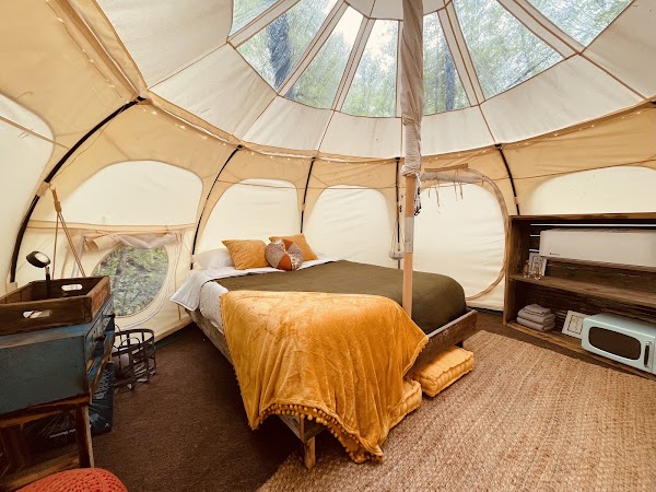 The Hive at High Rock - Unique Stays, Massage, Acupuncture and Immersive Thermal Spa 5