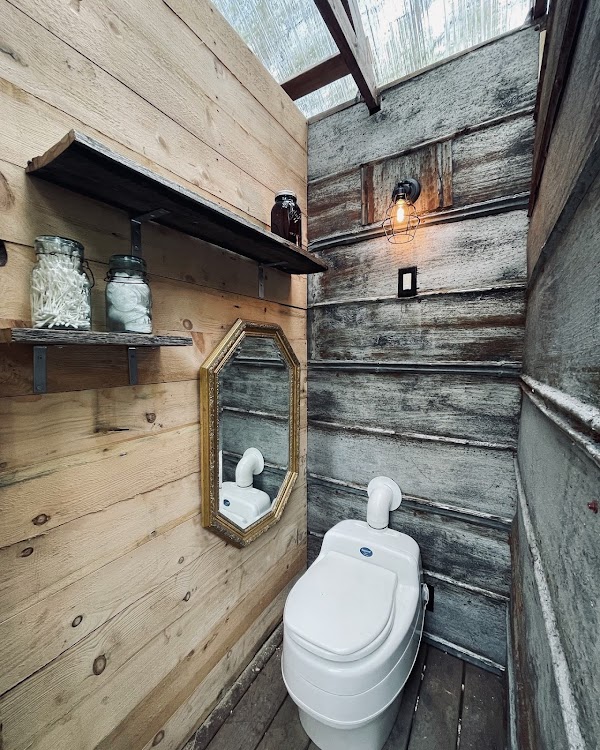 The Hive at High Rock - Unique Stays, Massage, Acupuncture and Immersive Thermal Spa 4