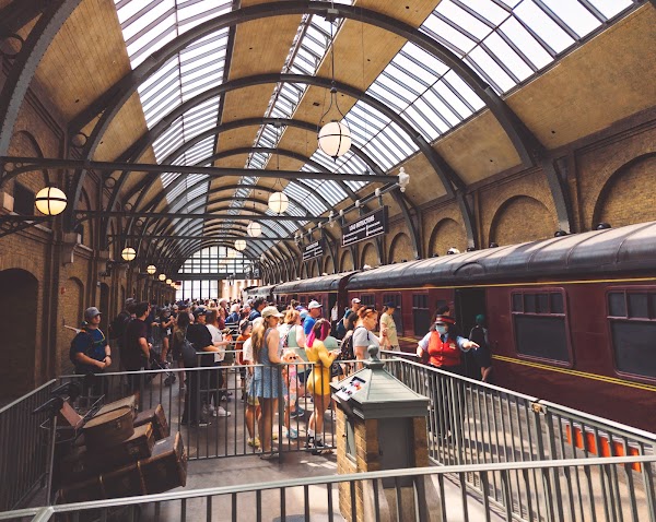Hogwarts Express: King's Cross Station 1