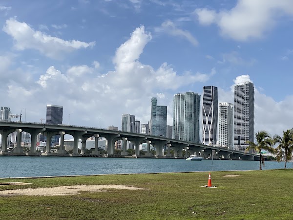 Venetian Causeway Park