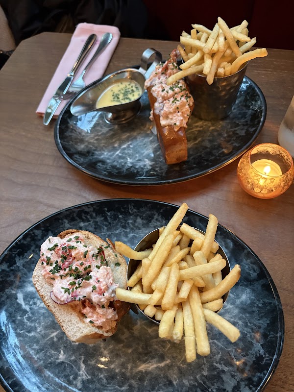 Burger & Lobster Leicester Square 3