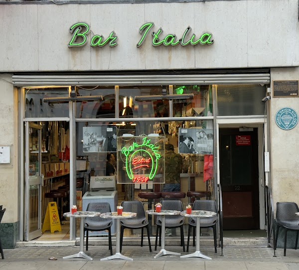 Bar Italia 4