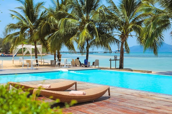 The Blue Sky Resort