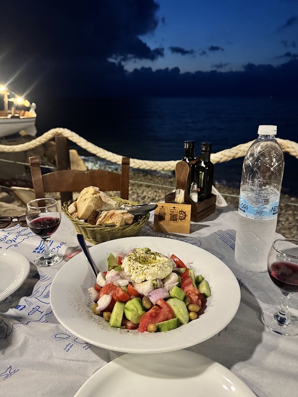 Akrogiali Fish Tavern 4